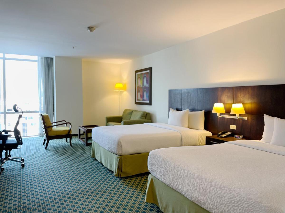 Hotel Courtyard By Marriott Guayaquil Exterior foto
